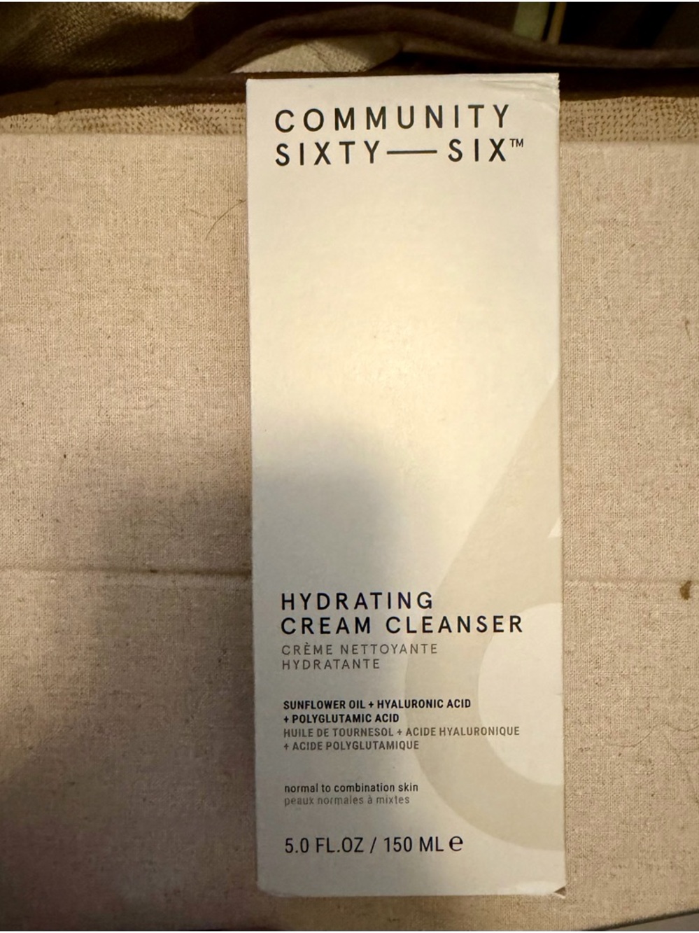 Community Sixty-Six Hydrating Cream Cleanser with Hyaluronic Acid NEW
